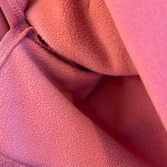 Under armour pullover. - Picture 3 of 4